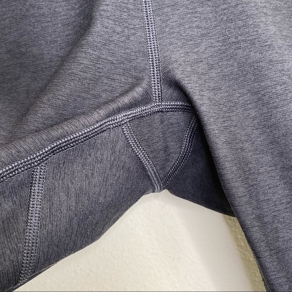 Outdoor Voices grey crop leggings - Picture 2 of 5